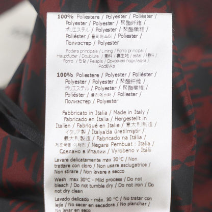  Fendi 2022 Faa864 Staggered FF Logo Hooded Reversible WZIP Coat Red Black 48