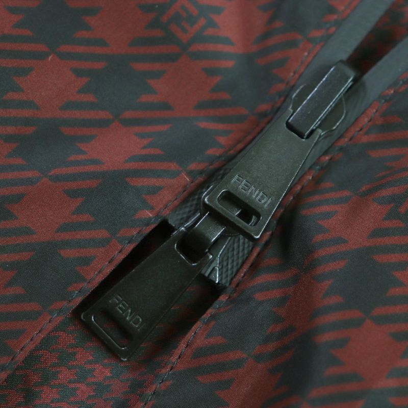  Fendi 2022 Faa864 Staggered FF Logo Hooded Reversible WZIP Coat Red Black 48