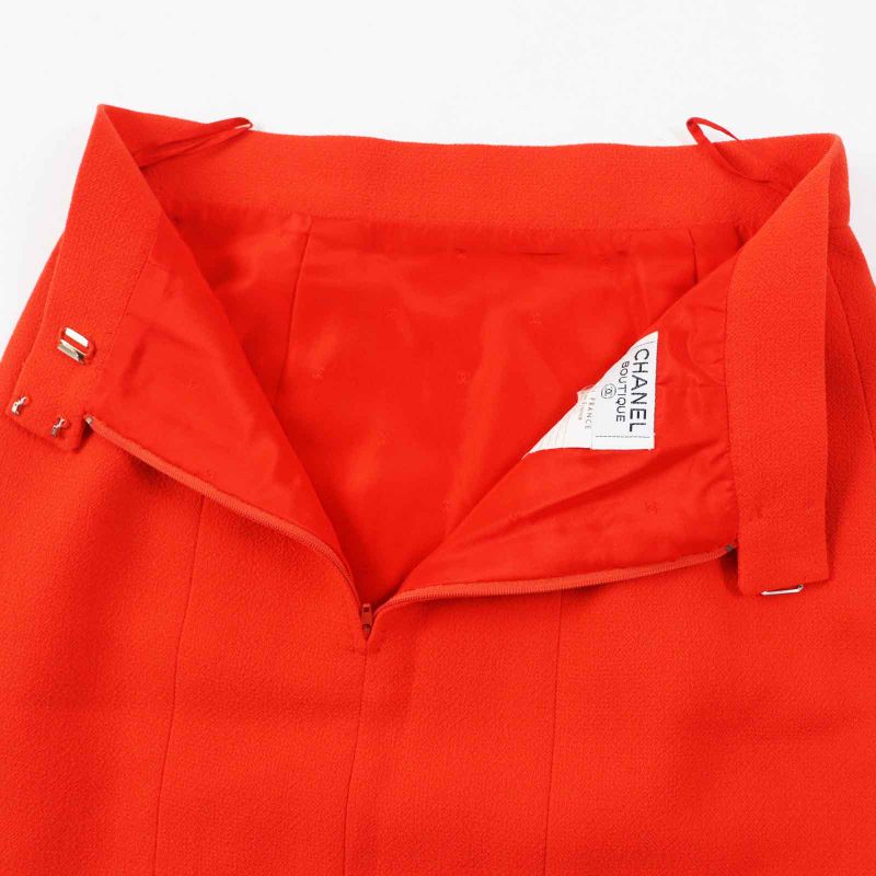CHANEL Vintage 100% Wool 100% Silk Lining Coco Mark Button Set-up Vermilion