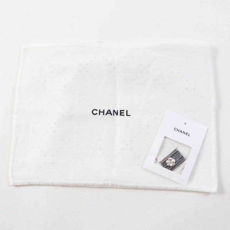 CHANEL P75662 Cashmere Bicolor Long Sleeve Knit Cardigan With Camellia Coco