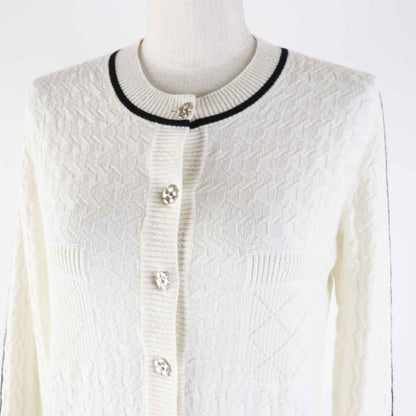 CHANEL P75662 Cashmere Bicolor Long Sleeve Knit Cardigan With Camellia Coco