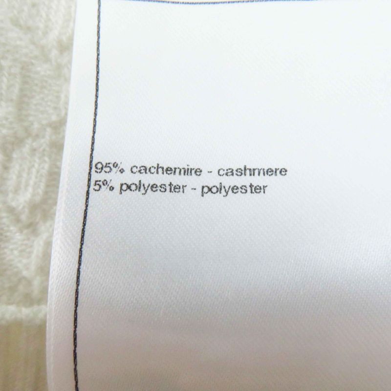 CHANEL P75662 Cashmere Bicolor Long Sleeve Knit Cardigan With Camellia Coco