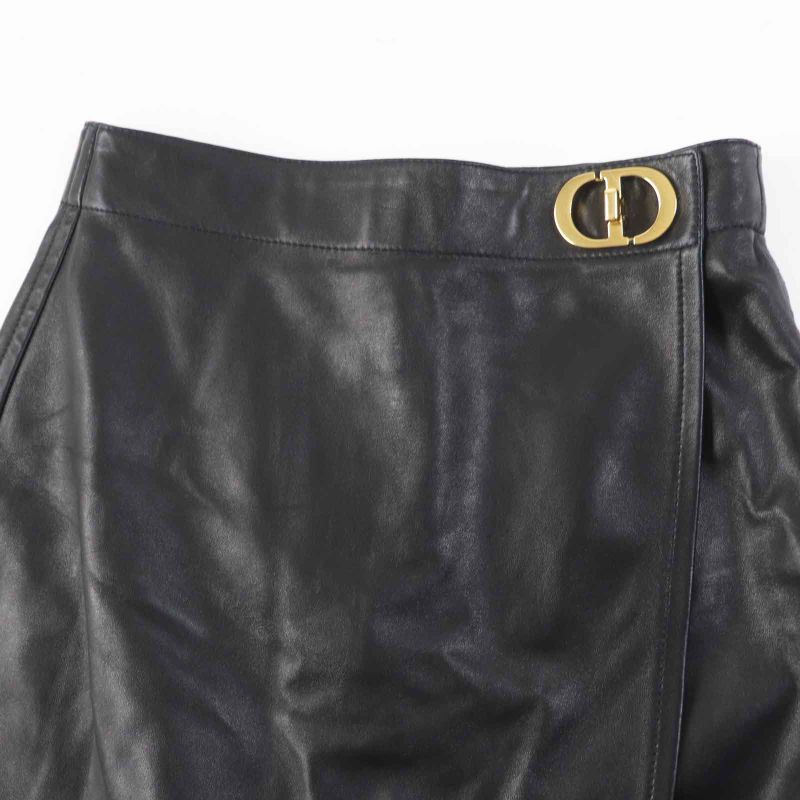 Christian DIOR 045p45al015 Lambleather 100% Silk Wrap Shorts With CD Buckle