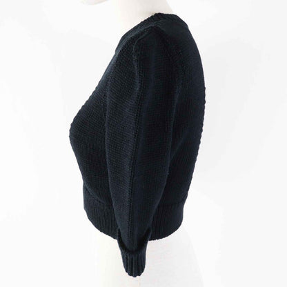 CHANEL 22S P72760 Cropped Short-sleeved Knit With Rhinestone Coco Mark Buttons