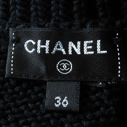 CHANEL 22S P72760 Cropped Short-sleeved Knit With Rhinestone Coco Mark Buttons