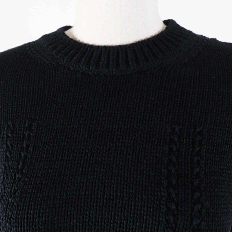 CHANEL 22S P72760 Cropped Short-sleeved Knit With Rhinestone Coco Mark Buttons