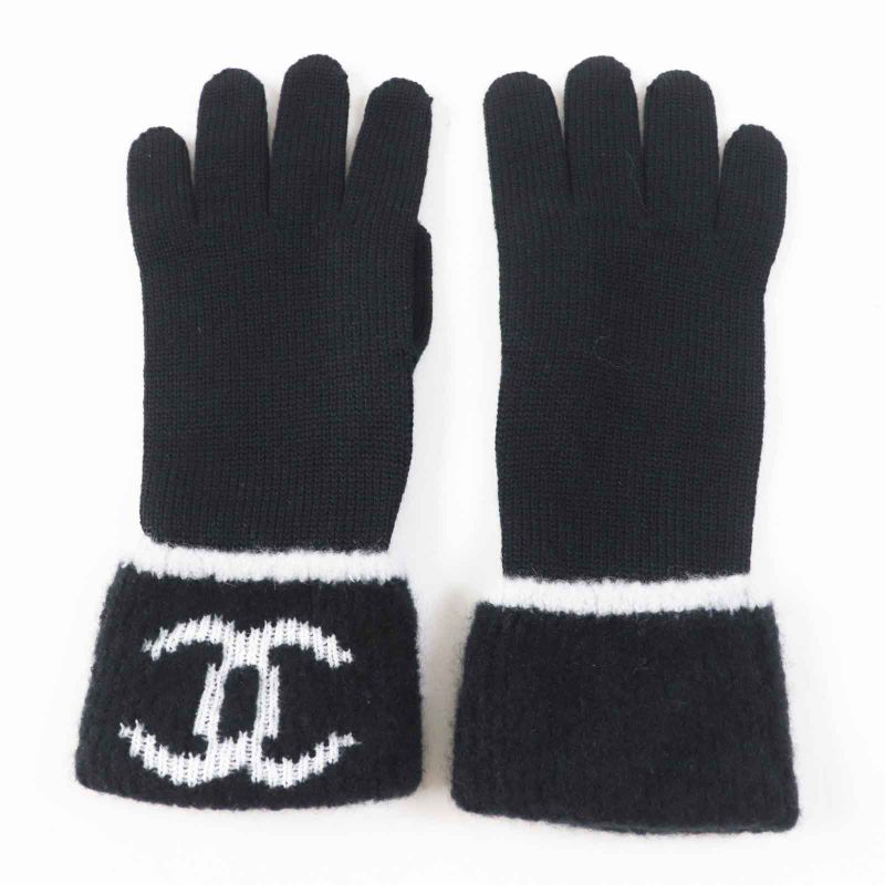 CHANEL Wool Cashmere Coco Mark Bicolor Knit Gloves / Knit Cap 2-piece Set Black