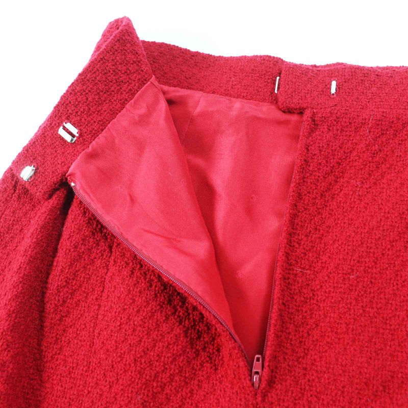 CHANEL 20450 Wool Gold Button Single Color Tweed Setup Red 38 With Hanger And