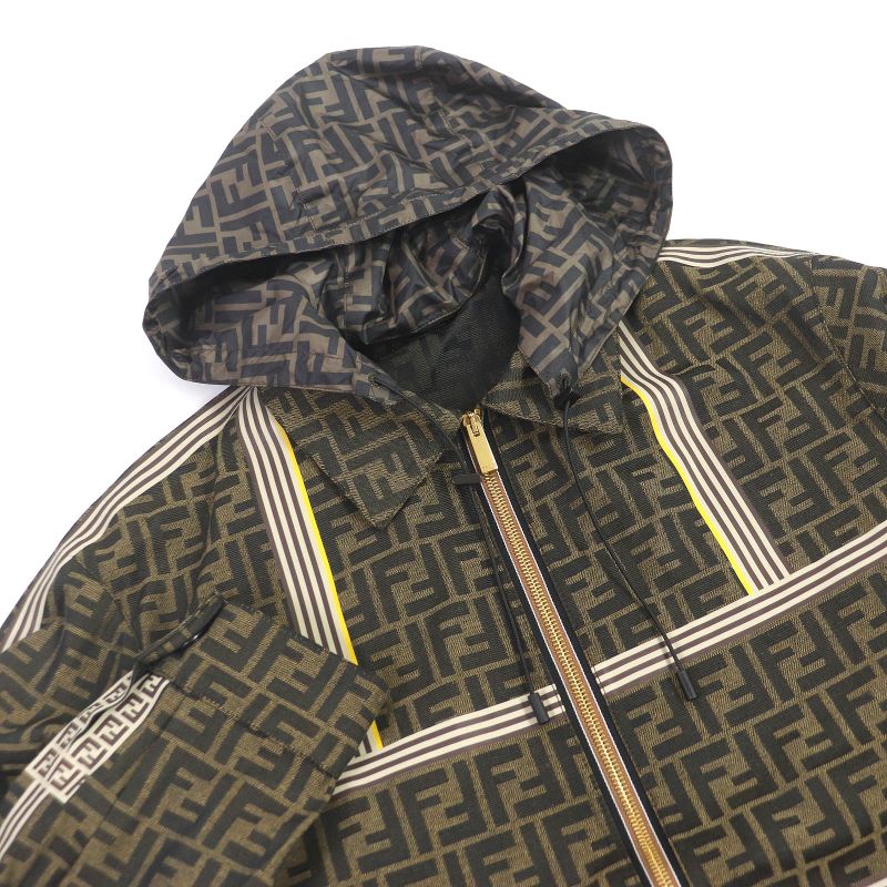 Fendi Fw0956 FF Logo Zucca Logo Tape Hooded Mountain Hoodie Brown 44 Made In