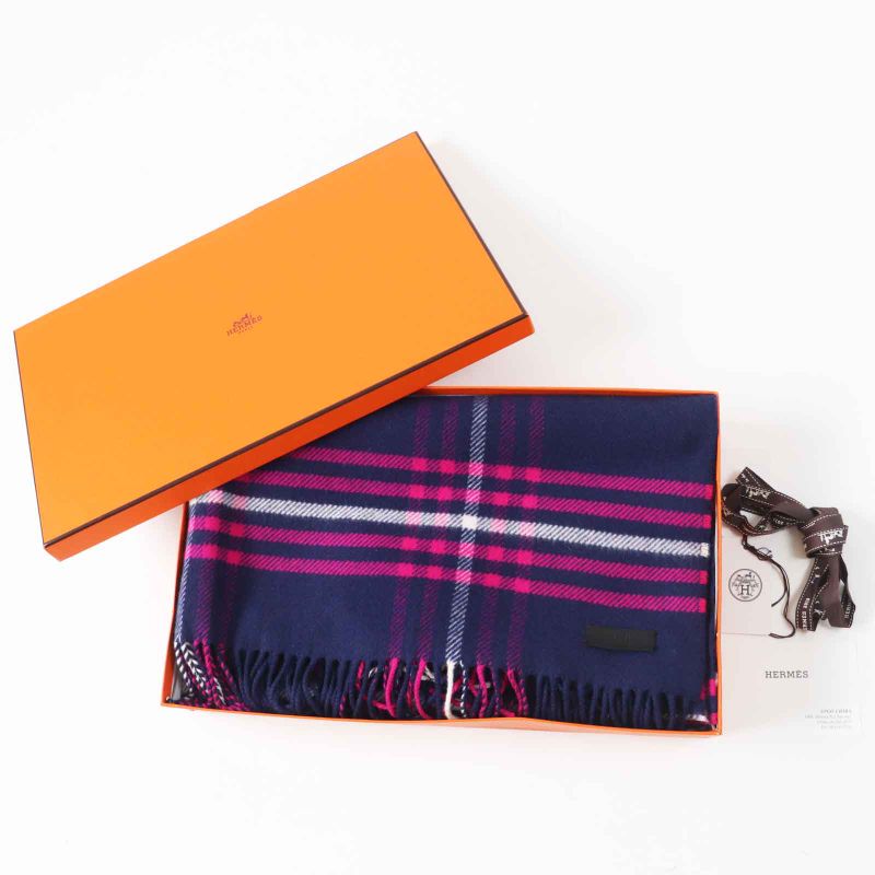 Hermes 100% Cashmere Leather Labeled Checkered Fringed Medium Scarf/scarf Navy