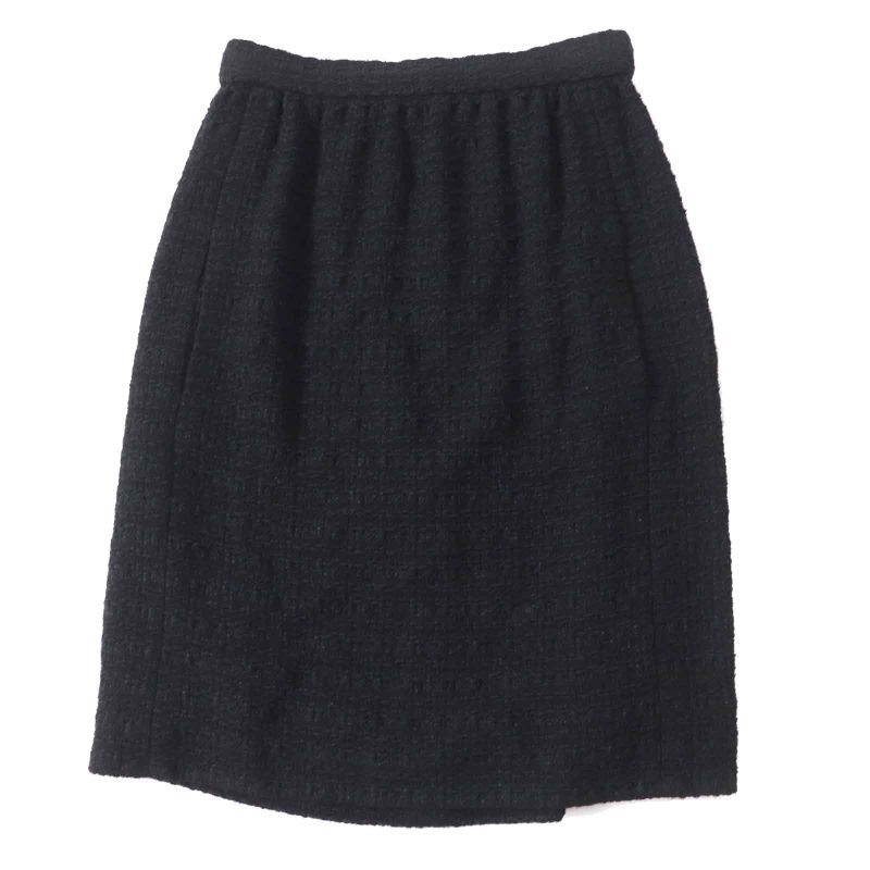 CHANEL 21C P70024 Coco Mark Button Tweed Tight Skirt With Rhinestones Black 36