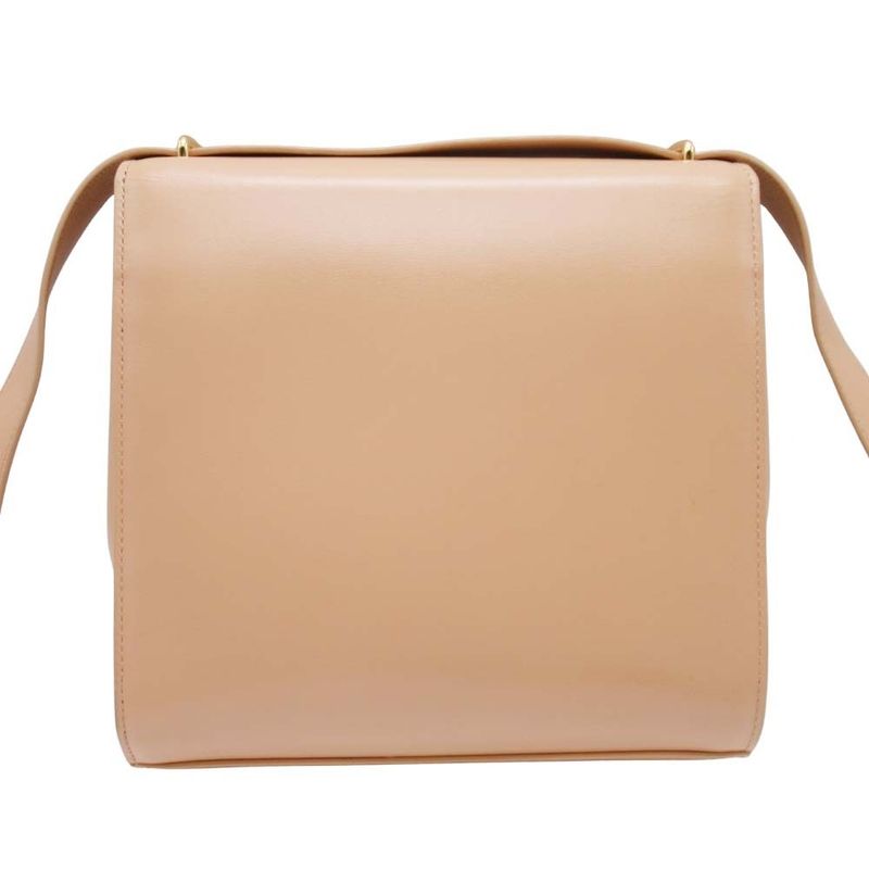 Bottega Veneta the Clip the Clip Shoulder Bag Vhardware Flap Crossbody Almond