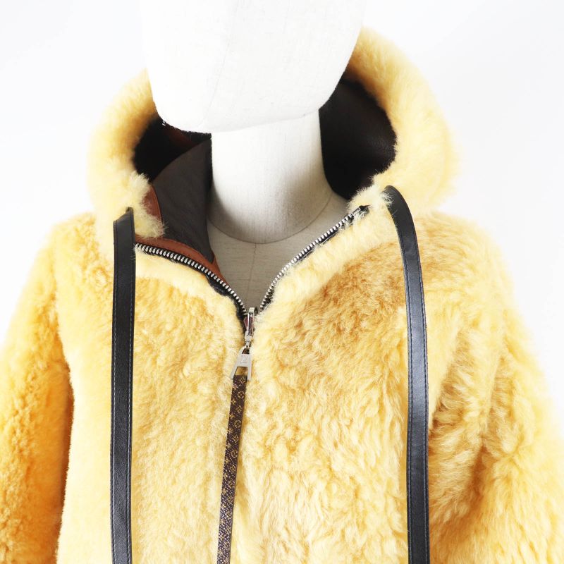 Louis Vuitton Fjlj12xkn Sheepskin Monogram Reversible Hooded Mouton Jacket