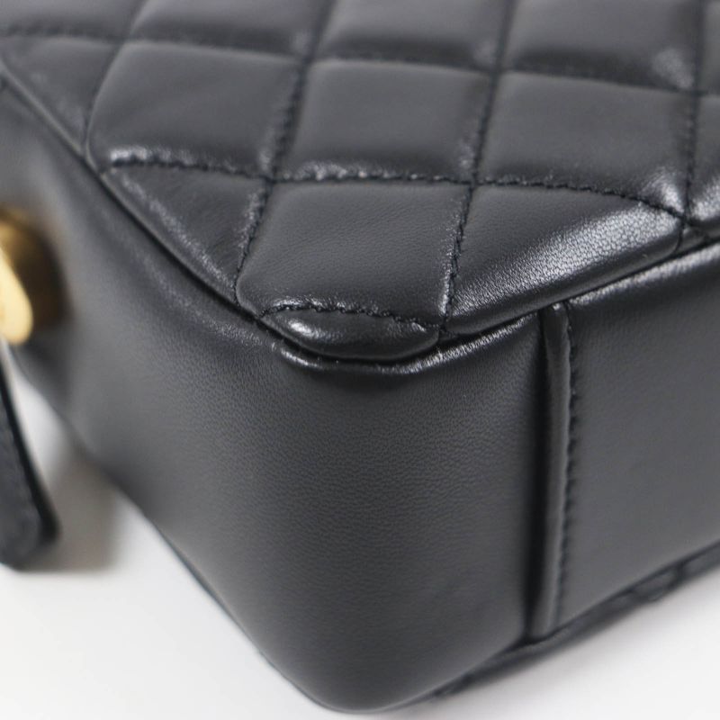 CHANEL As3258 Matelasse Coco Mark Chain Shoulder Bag / Camera Bag Lambskin