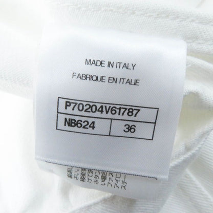 CHANEL P70204 Cotton Coco Mark Button Camellia Embossed Cropped Denim Jacket