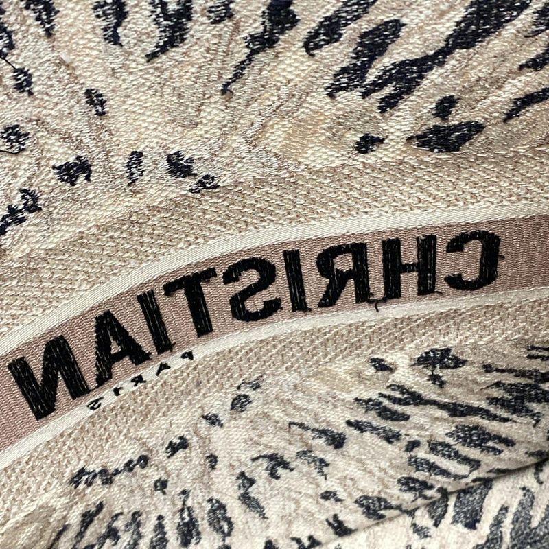 Dior/christian Dior Tote Book Tote Large Bag M1286zjai_m884 Ivory X Dark Navy X