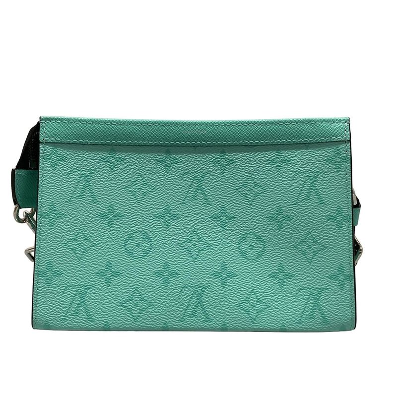Louis Vuitton Wallet Taiga Llama Gaston Wearable Wallet M30934 Vert Miami
