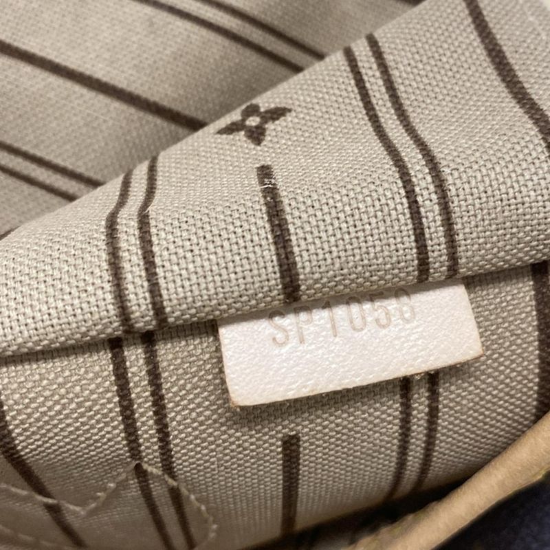 Louis Vuitton Tote Bag Monogram Neverfull GM M40157