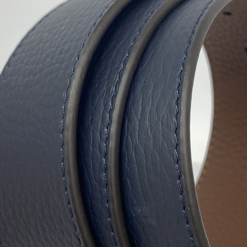 Louis Vuitton Belt Taurillon LV Tilt Reverse Taurillon 40mm (157in) M0027 Navy