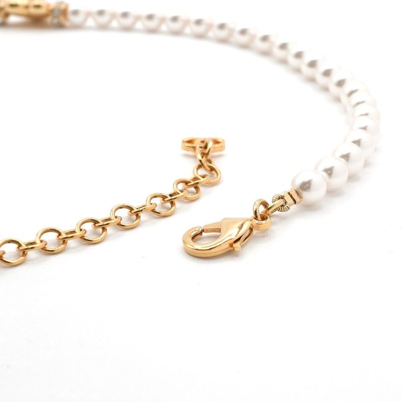 Chanel Necklace Pendant Choker White Gold Heart Here Mark Rhinestone