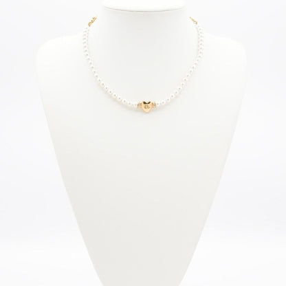 Chanel Necklace Pendant Choker White Gold Heart Here Mark Rhinestone