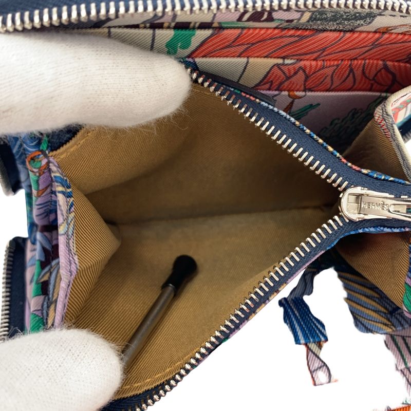 Hermes - Azap Silk Inn Compact Wallet Purse - Navy - Women