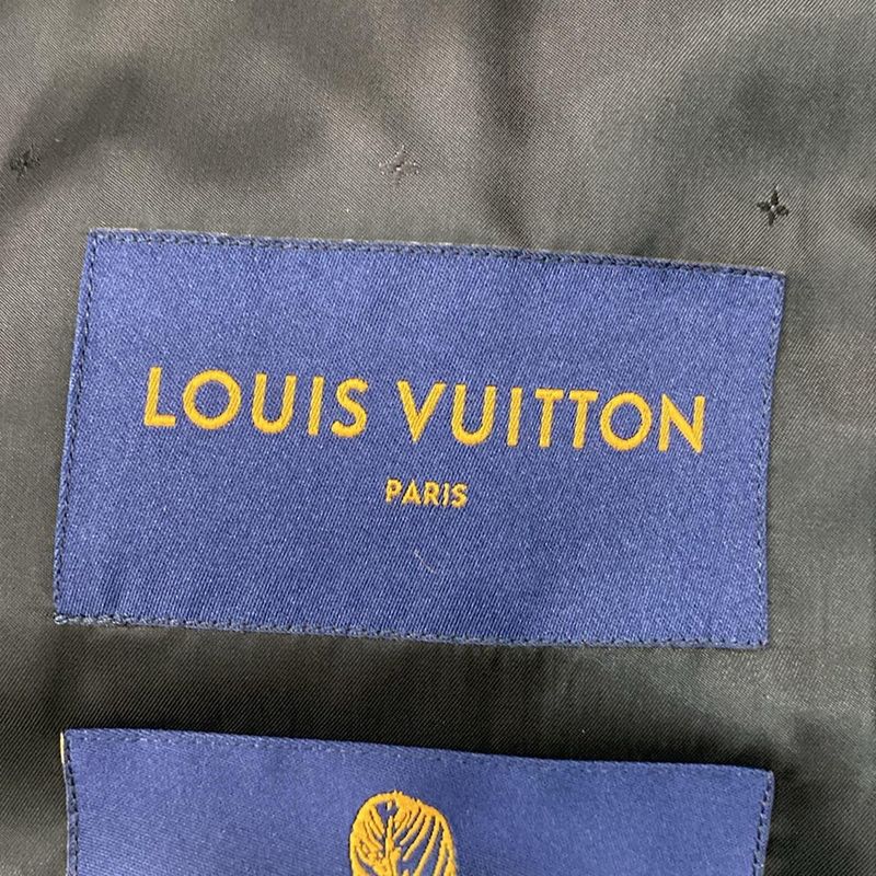 Louis Vuitton Down Jacket Size 44 M Men's Hgb02ein0 Gray Lame/winter Down