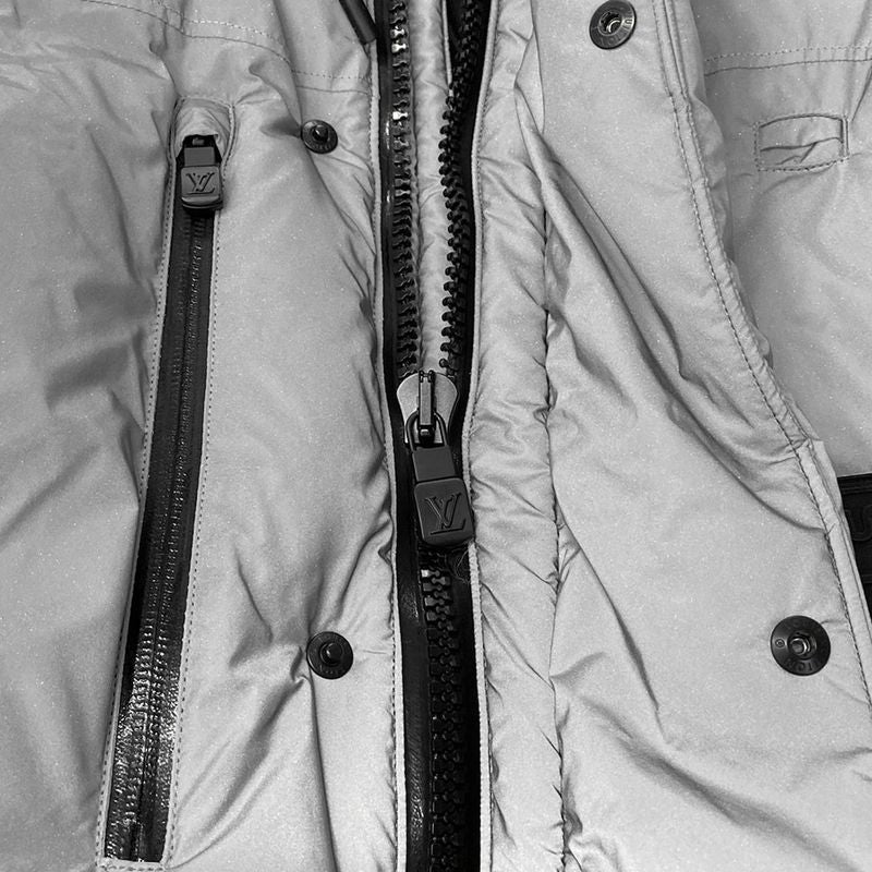 Louis Vuitton Down Jacket Size 44 M Men's Hgb02ein0 Gray Lame/winter Down