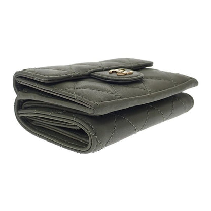 Chanel Small Flap Wallet Ap0230-y04059-nzg82 Trifold Wallet Lambskin Khaki Gold