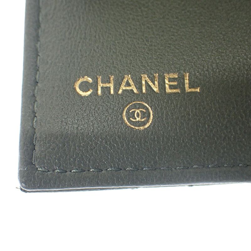 Chanel Small Flap Wallet Ap0230-y04059-nzg82 Trifold Wallet Lambskin Khaki Gold
