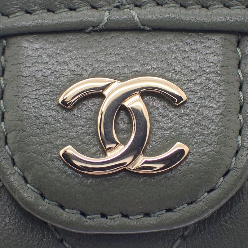 Chanel Small Flap Wallet Ap0230-y04059-nzg82 Trifold Wallet Lambskin Khaki Gold