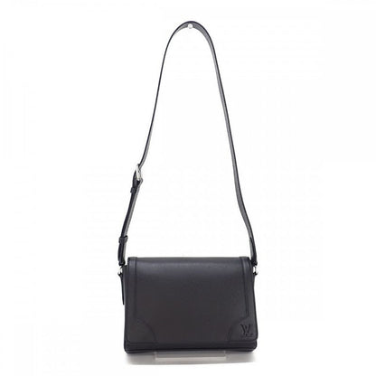 Louis Vuitton New Flap M30807 Shoulder Bag Messenger Bag Taiga Noir Black Men