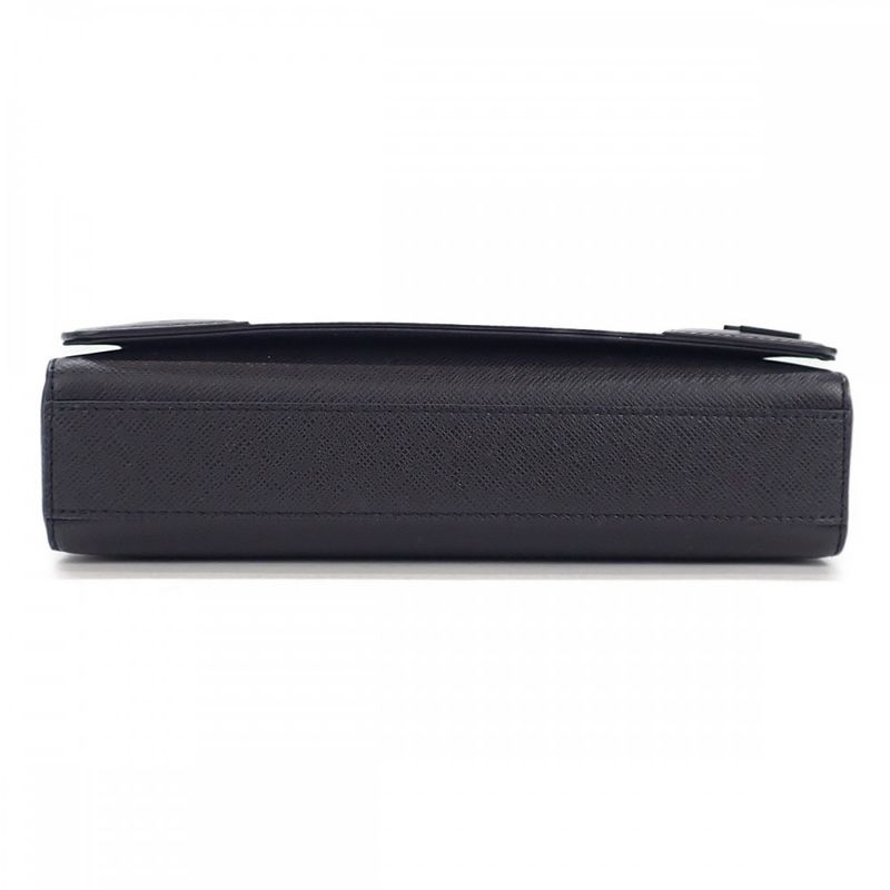 Louis Vuitton New Flap M30807 Shoulder Bag Messenger Bag Taiga Noir Black Men