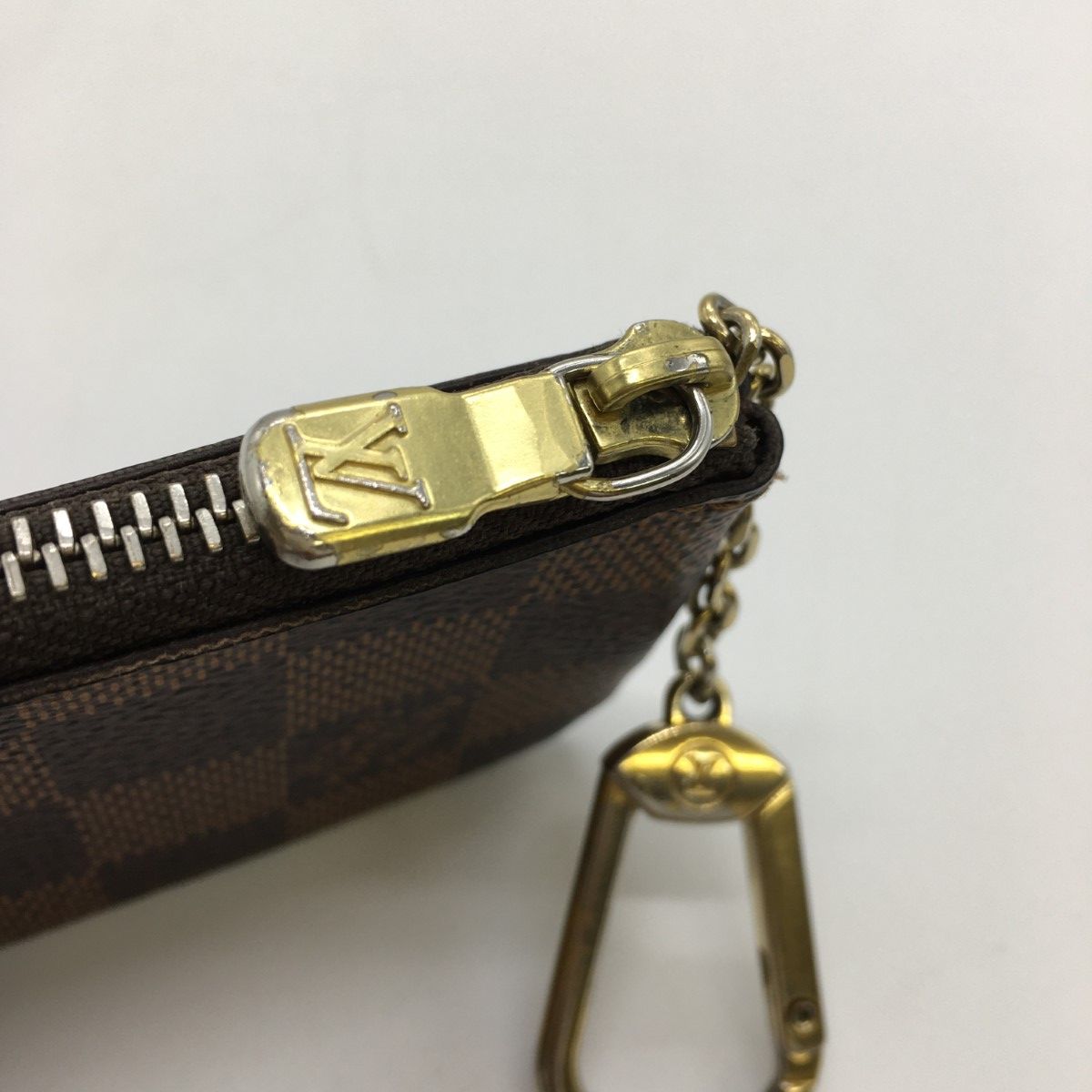 Louis Vuitton Pochette with Box and Cloth Bag Hardware Peeling