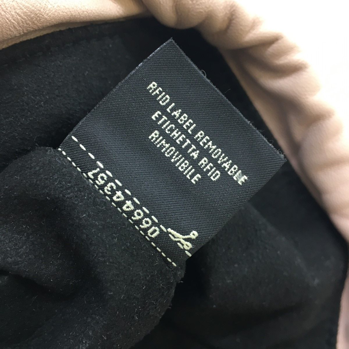 Fendi Slim Clutch Leather 8bt337 Pink