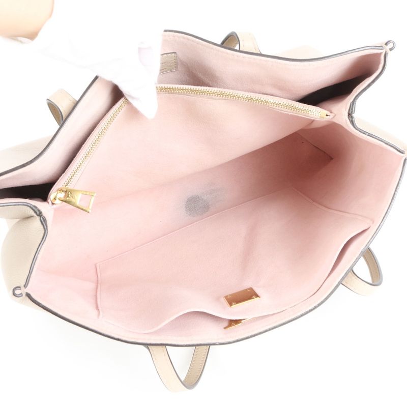 Louis Vuitton With RFID Lock Me Shopper Tote Bag Leather Shoulder M57346 A4