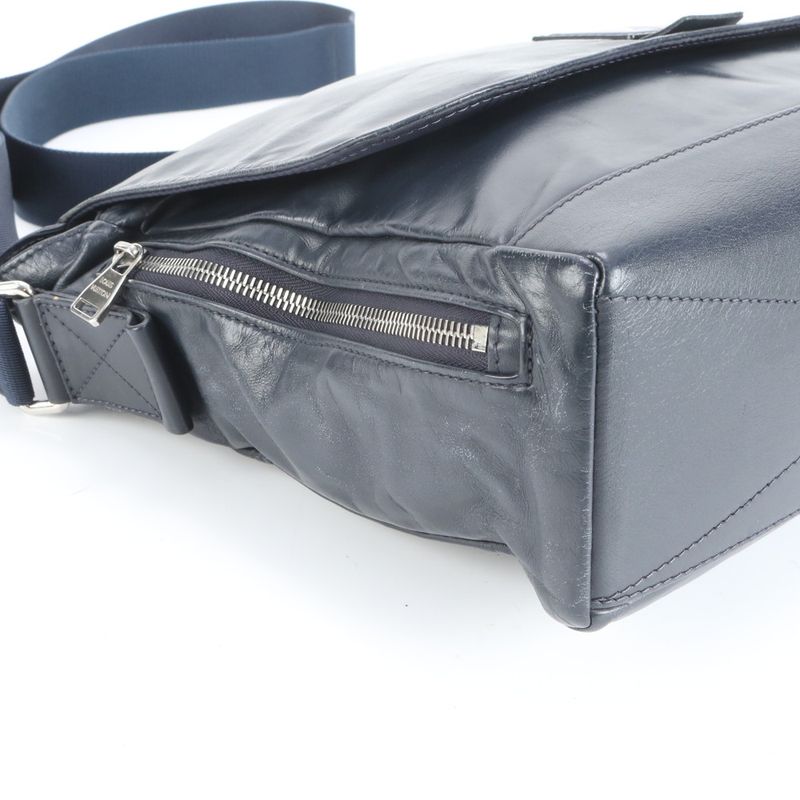 Louis Vuitton V Line Cross M50443 Leather Shoulder Bag Crossbody Messenger