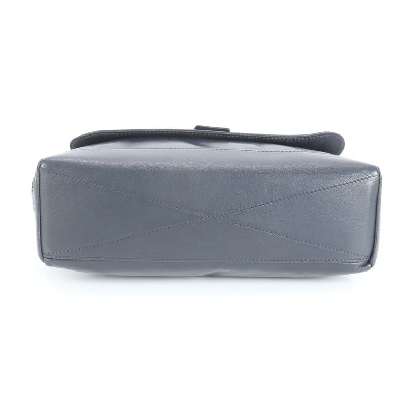 Louis Vuitton V Line Cross M50443 Leather Shoulder Bag Crossbody Messenger