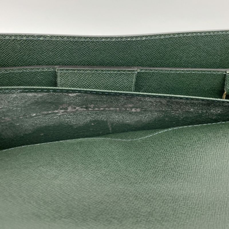 Louis Vuitton Briefcase Taiga Moskova M30034 Epi Sare Men's