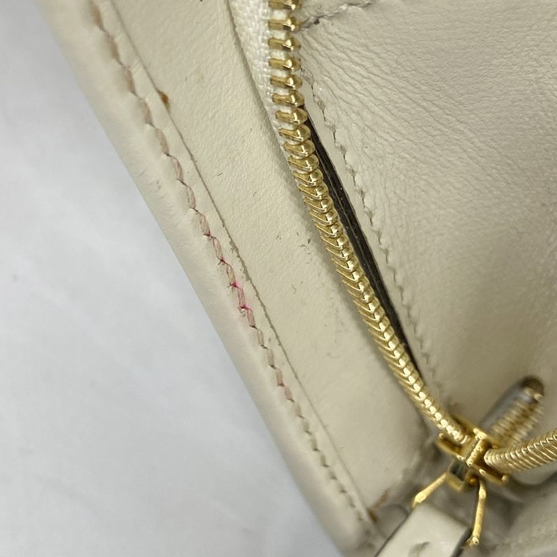 Gucci Wallet Horsebit 621891 Leather White Gold Hardware Women