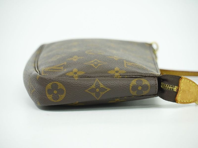 Authentic Louis Vuitton LV Pochette Accessoire Monogram Shoulder Bag Pochette