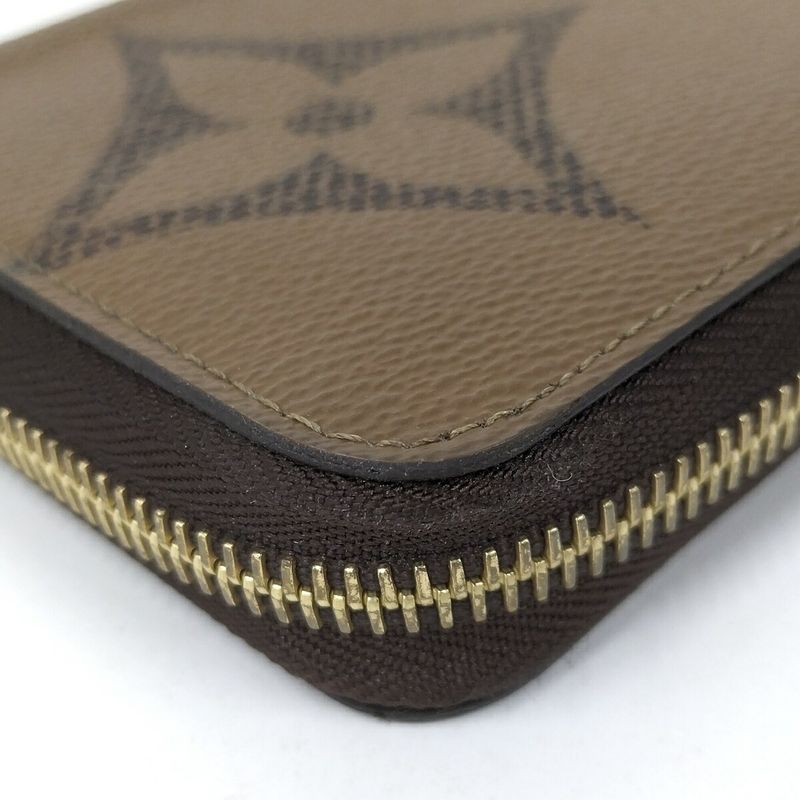 Louis Vuitton Zippy Wallet Monogram Giant M69353