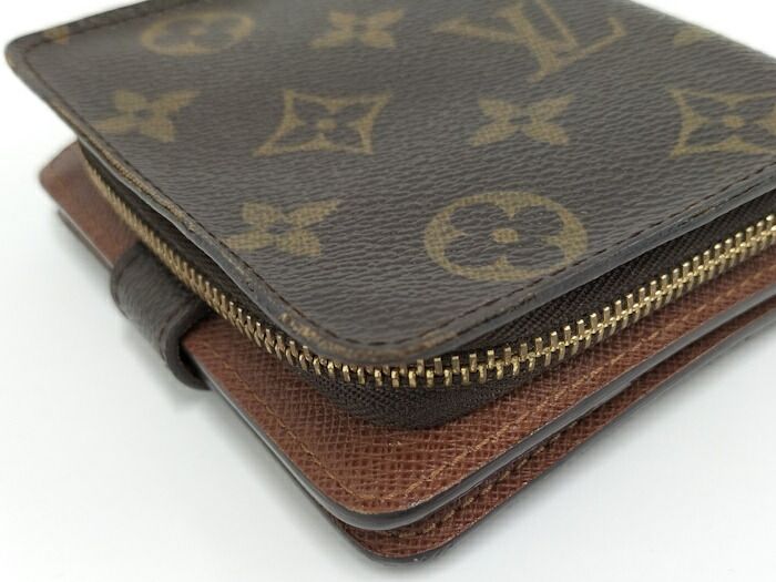 Louis Vuitton Compact Zip Fold Wallet Monogram M61667