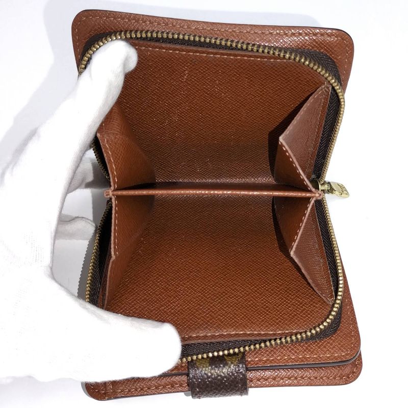 Louis Vuitton Compact Zip Fold Wallet Monogram M61667