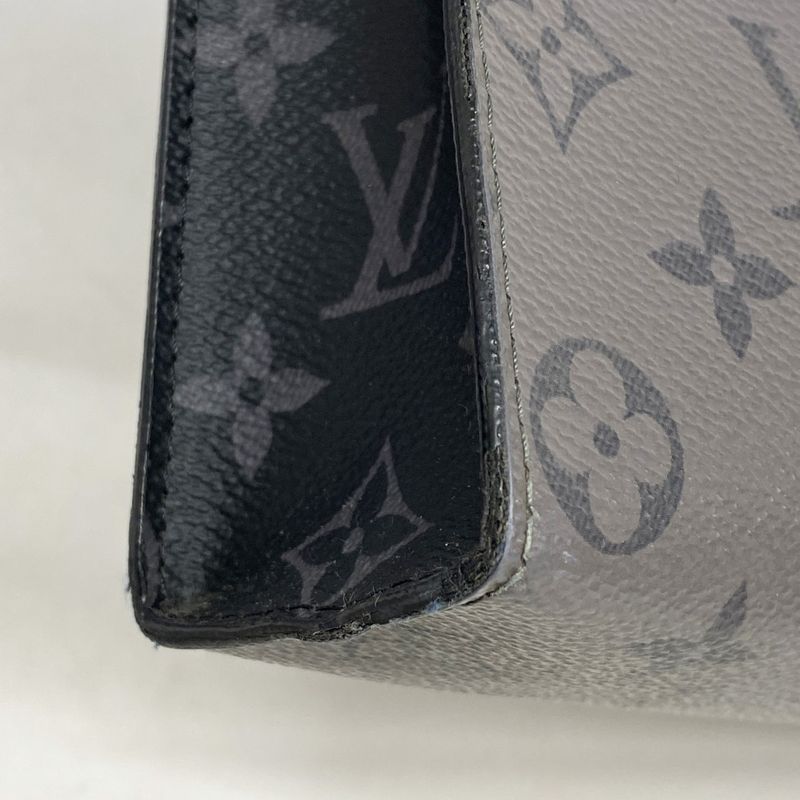 Louis Vuitton Monogram Eclipse Reverse Pochette Voyage M69535 Gray Black Men's