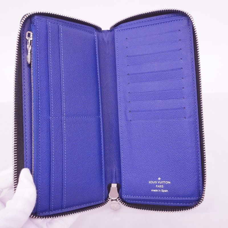 Louis Vuitton Long Wallet Taiga Llama Zippy Wallet Vertical M30447 Cobalt Men's