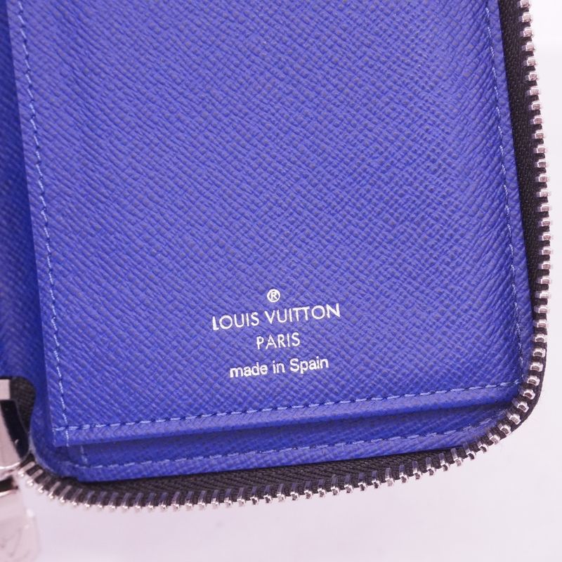 Louis Vuitton Long Wallet Taiga Llama Zippy Wallet Vertical M30447 Cobalt Men's