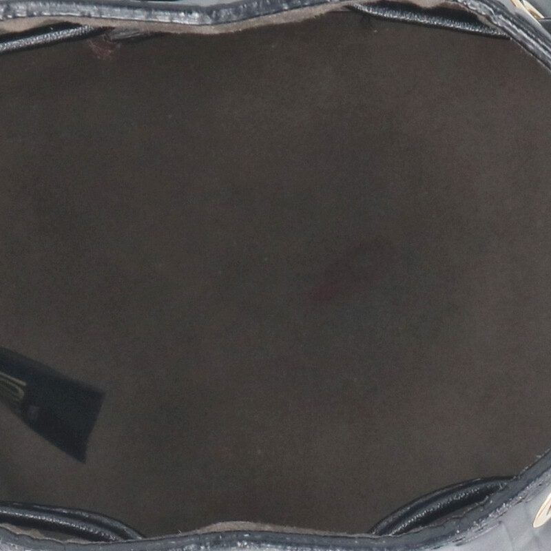 Fendi 8bs010 Montresor FF Logo Embossed Scuff Zar Shoulder Bag Women