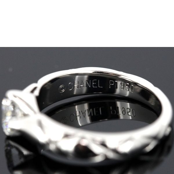 Chanel Matelasse Diamond 040ct F-vvs2-vg Ring Pt950