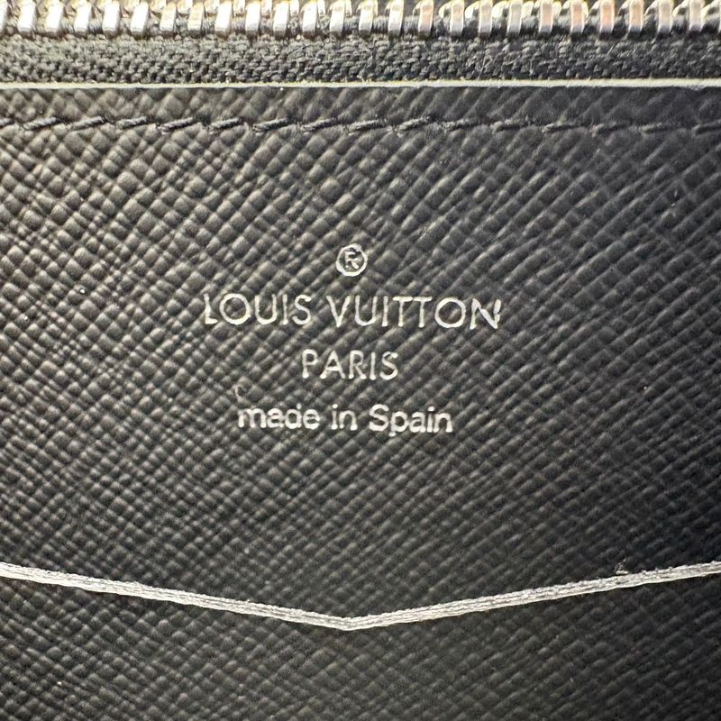 3479 Louis Vuitton Long Wallet Zippy XL M61698 Monogram Eclipse LV Wallet Black